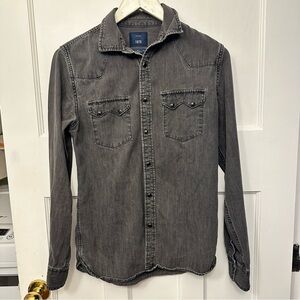 ⭐️ Gray Denim Shirt Snap Buttons with Pockets